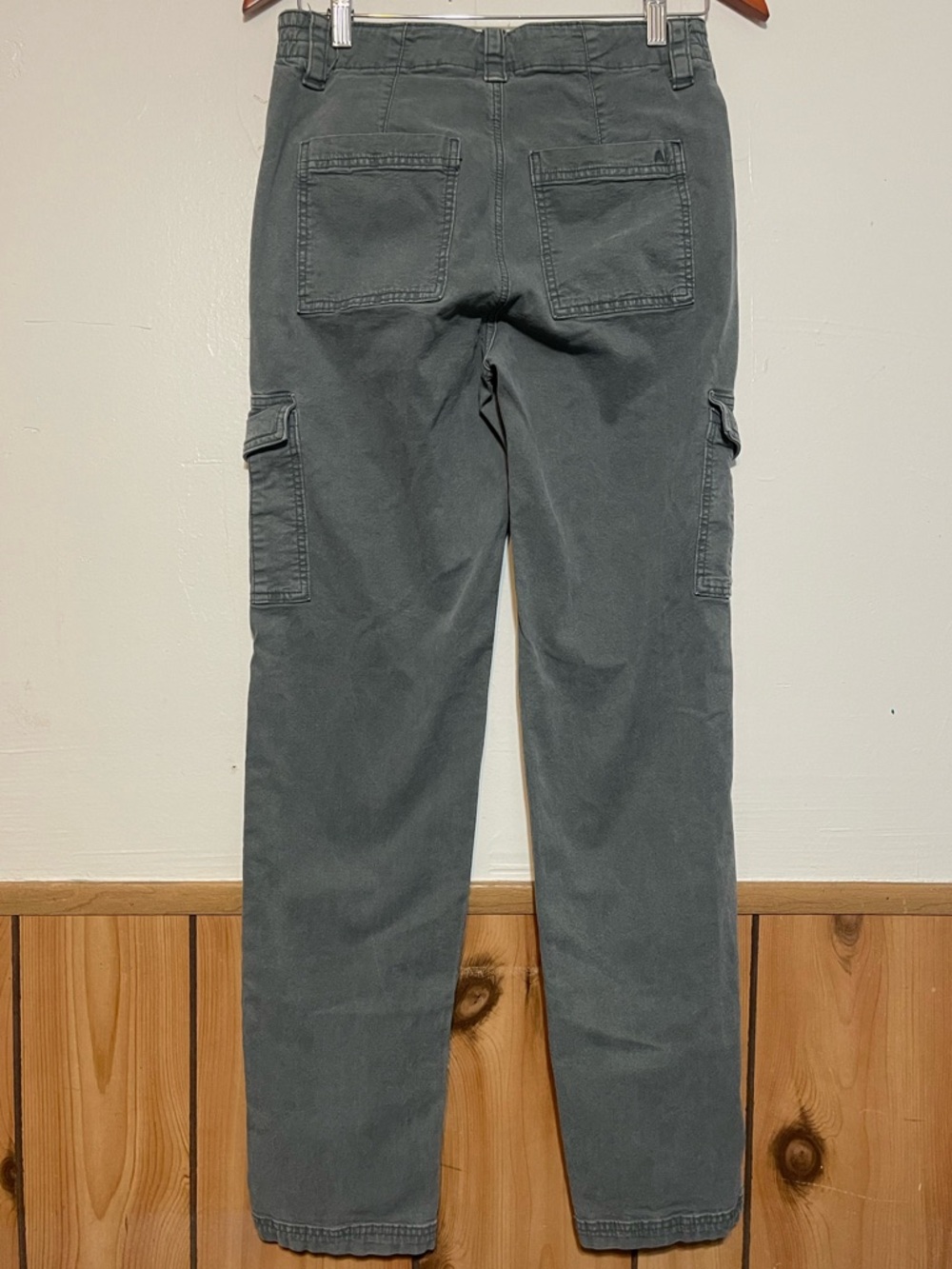 American Eagle Outfitters Straight Leg Cargo Jeans in Gray - Picture 3 of 9